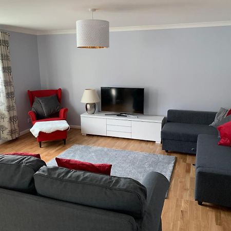 Flat One, 212 Eaglesham Road, East Kilbride, Glasgow Kültér fotó